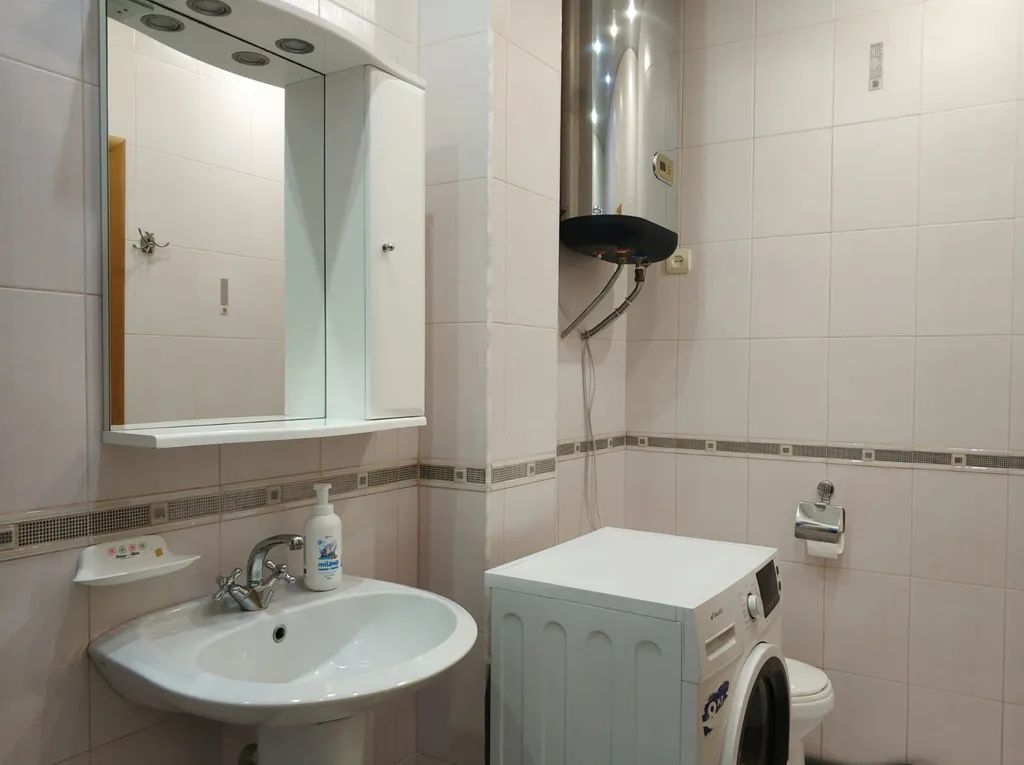 Удобная квартира с высоким потолком