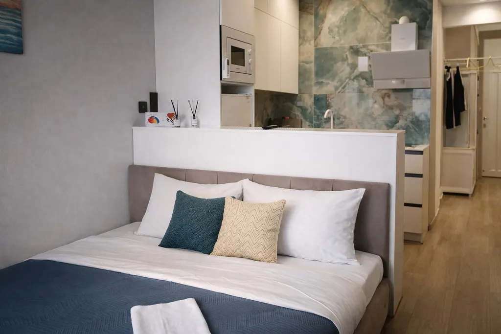 Дизайнерская студия с видом на горы