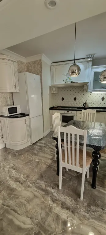 Двухкомнатная квартира с видом на море