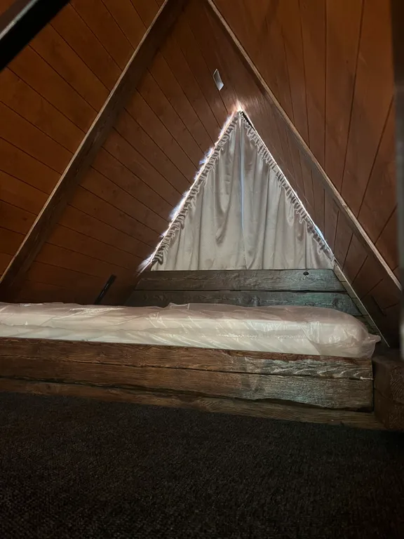 Треугольный дом в стиле A-frame
