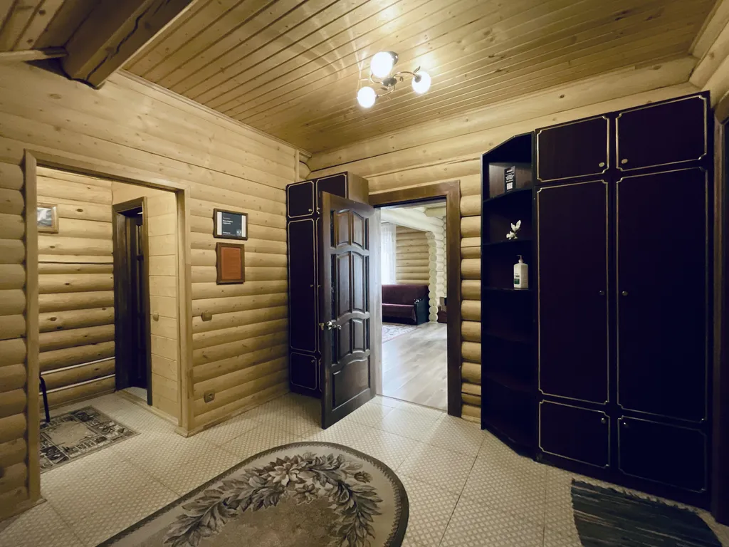 Тёплый и уютный дом Пирамида