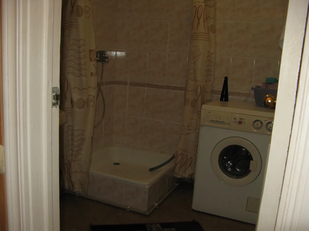 Коттедж Капитальный домик с отдельным входом в нижней части города — Ялта