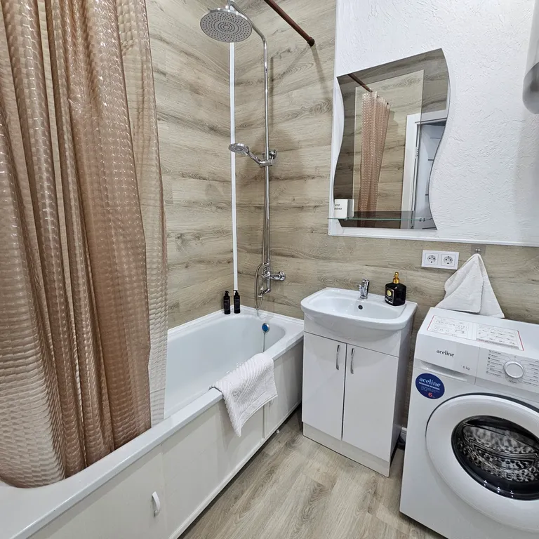 Солнечная квартира в центре города