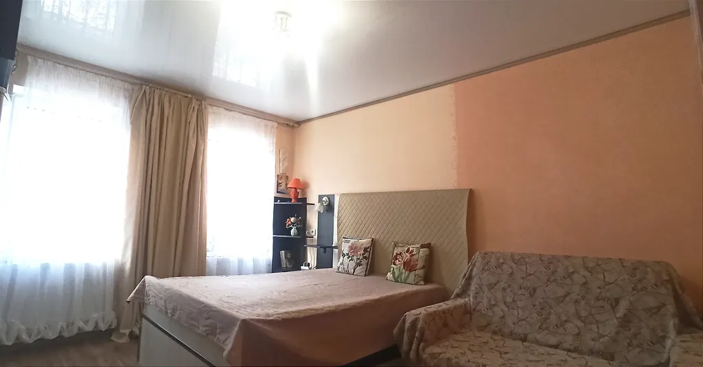 Уютная однушки в пешей доступности с Нарзанной Галереей