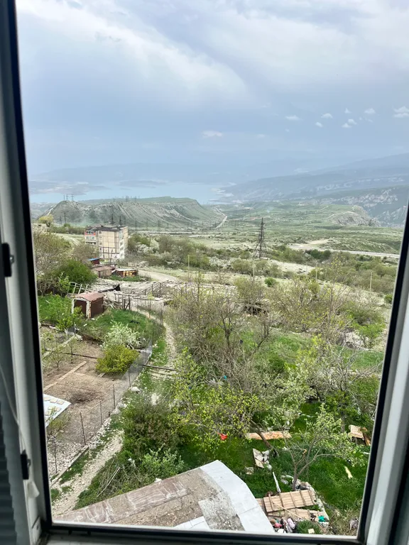 Просторная квартира с видом на Чиркейское водохранилище