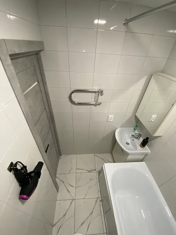 Студия через мост от Кремля