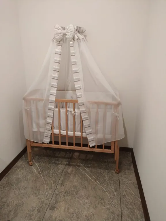 Дом на берегу пруда с камином, чаном и баней для большой компании