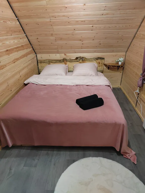 Коттедж Уютный, теплый дом с видом на горы в тихом, красивом месте — Шерегеш