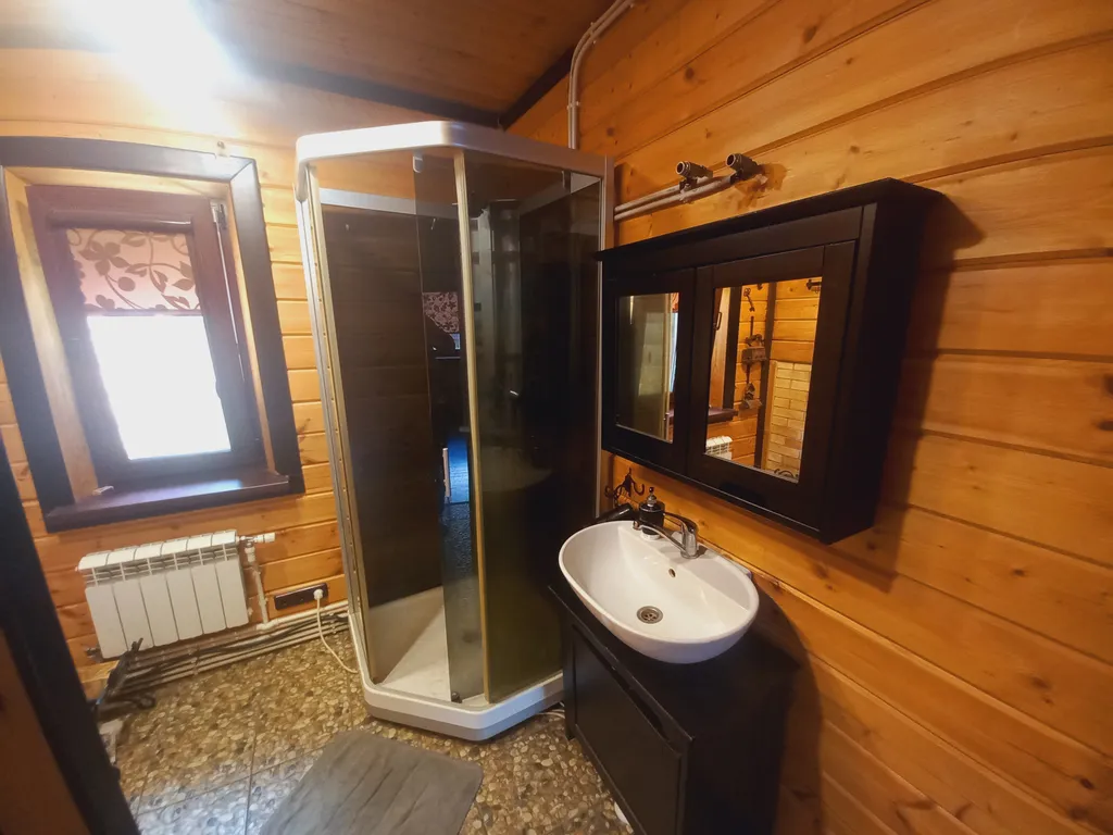 Дом шале с сауной и уличным бассейном