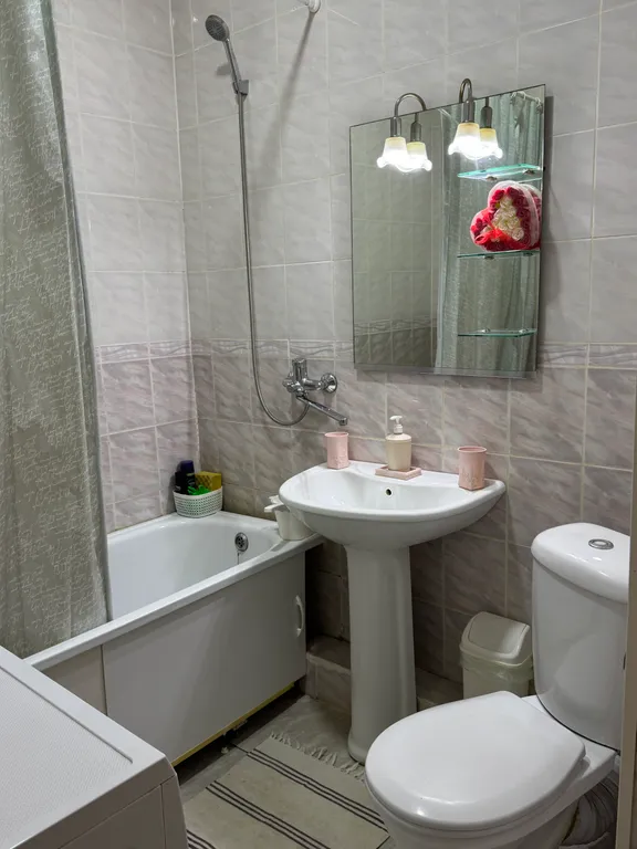 Чистая уютная трёхкомнатная квартира в самом центре города