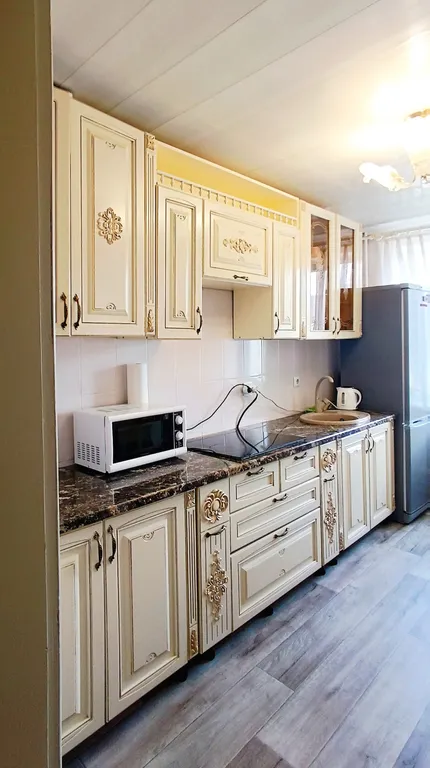 Квартира в центре с видом на набережную и горы