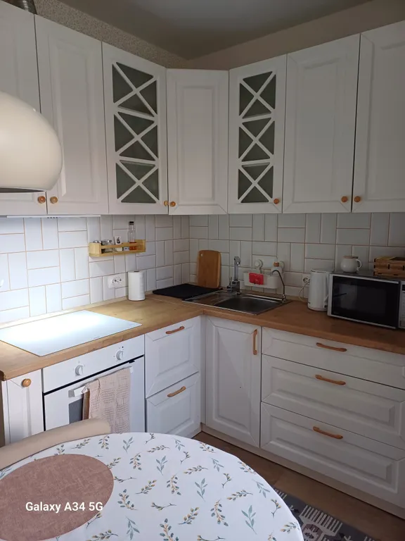 Уютная двухкомнатная квартира рядом с парком Галицкого