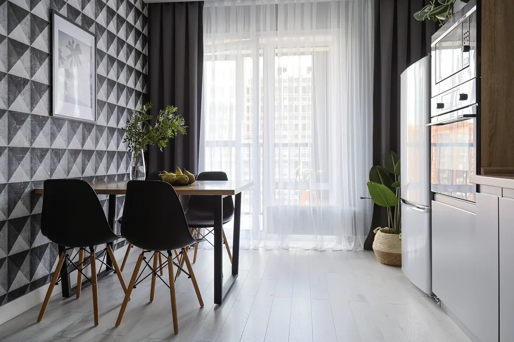 Квартира возле 130 квартала с панорамным балконом