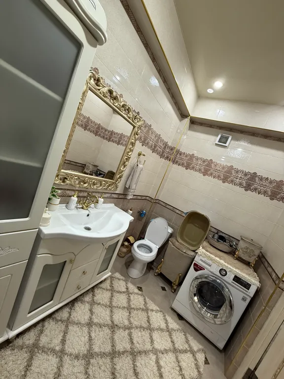 Квартира с дизайнерским ремонтом в самом сердце города в элитном районе