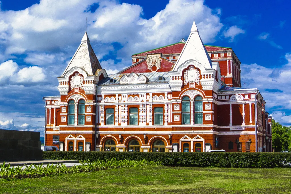 Квартира Просторная двухкомнатная квартира в историческом центре города — Самара