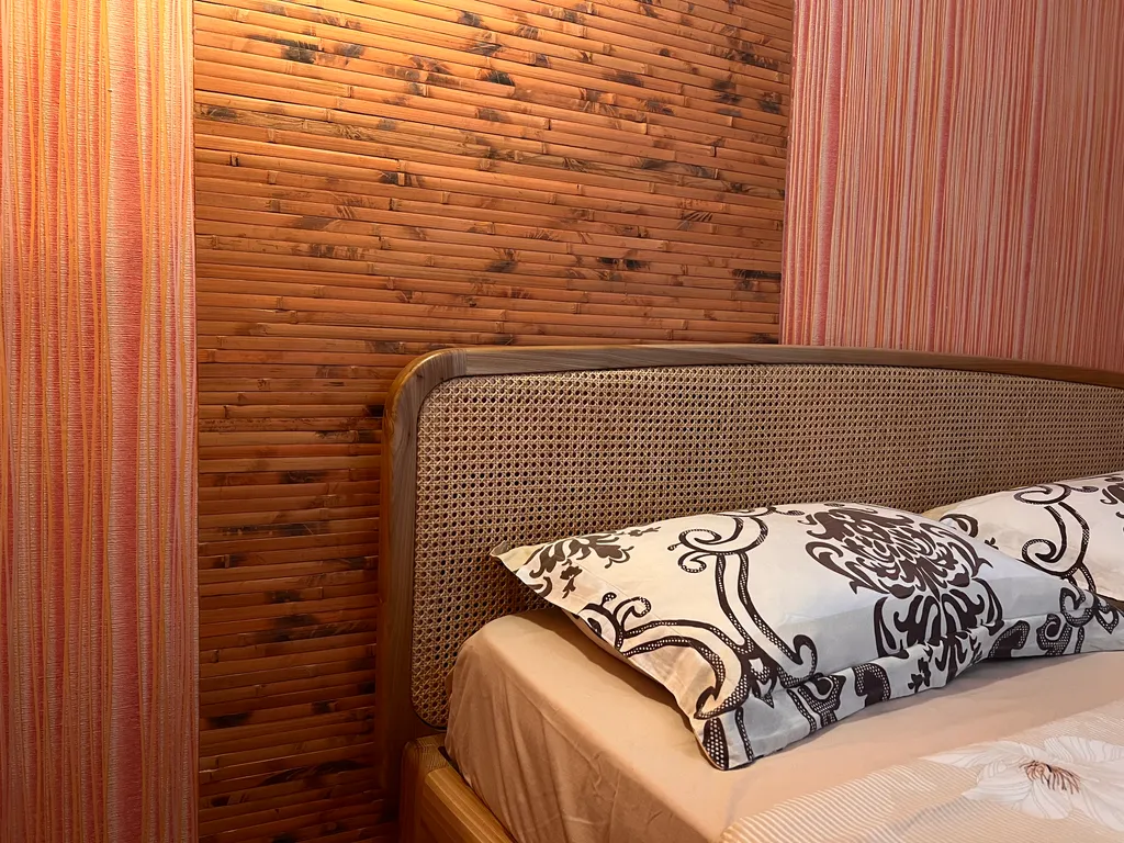 Дом над набережной