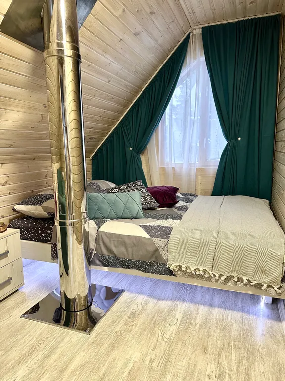 Коттедж Уютный домик в сосновом лесу — Кириши