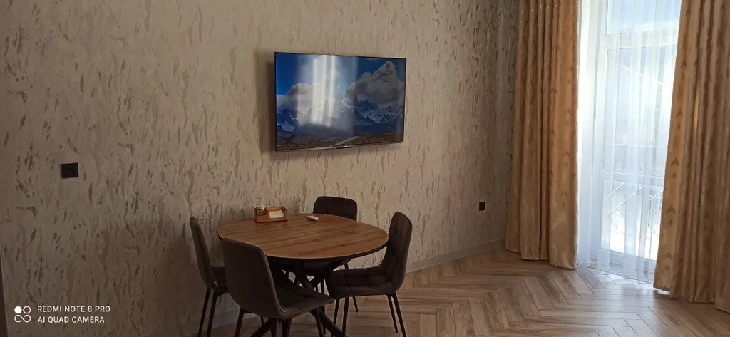 Студия с видом на озеро