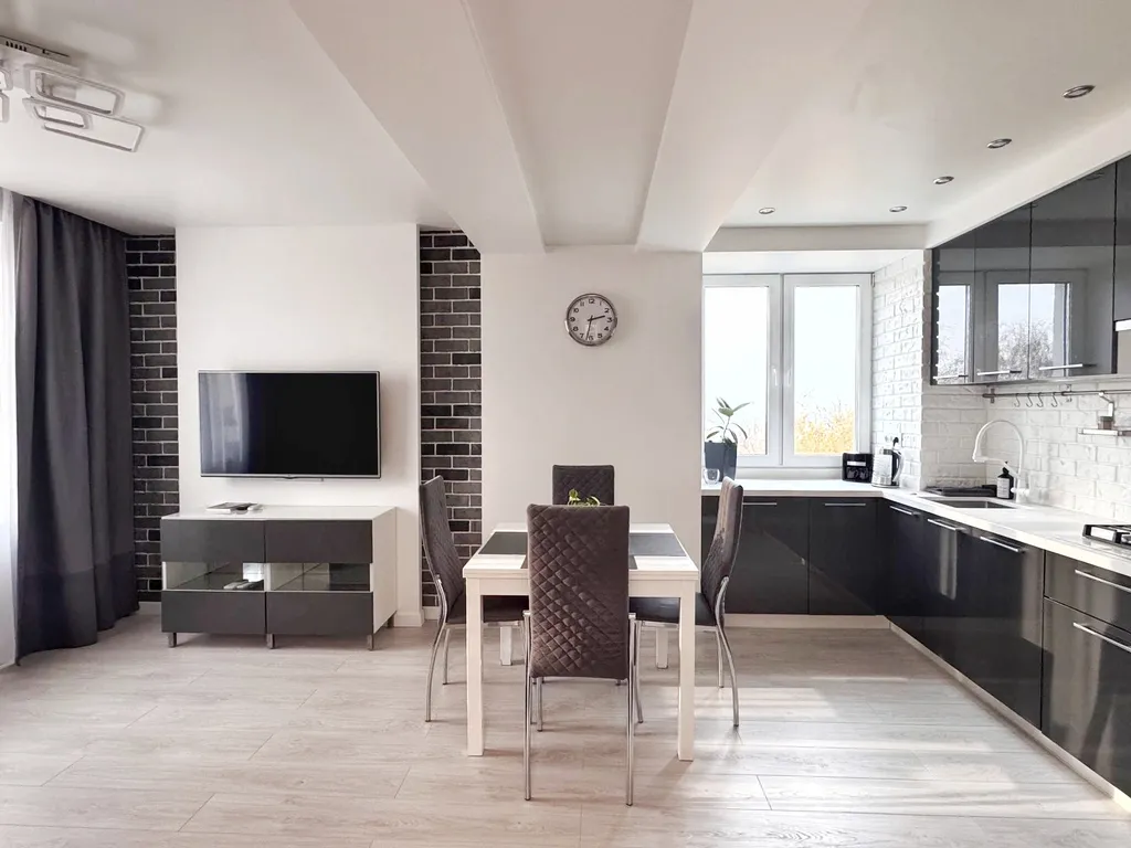 Стильная трехкомнатная квартира в центре