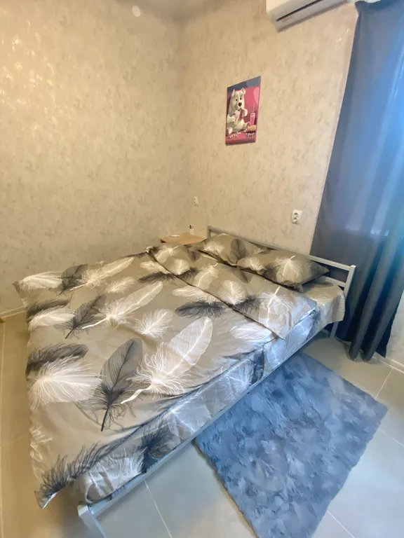 Квартира-студия с парковкой Смоленский берег — аренда посуточно в Смоленск