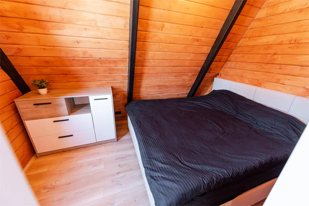 Треугольный дом А-фрейм рица