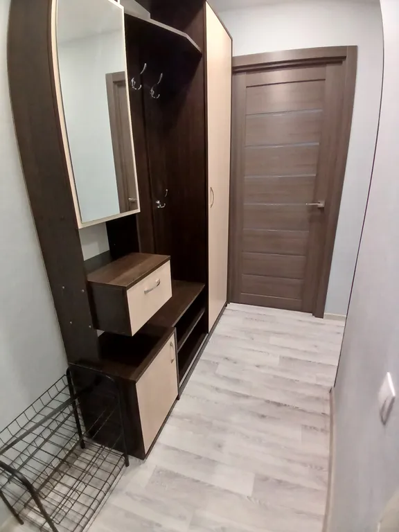 Уютная двухкомнатная квартира для отдыха и командировок рядом с УВЗ