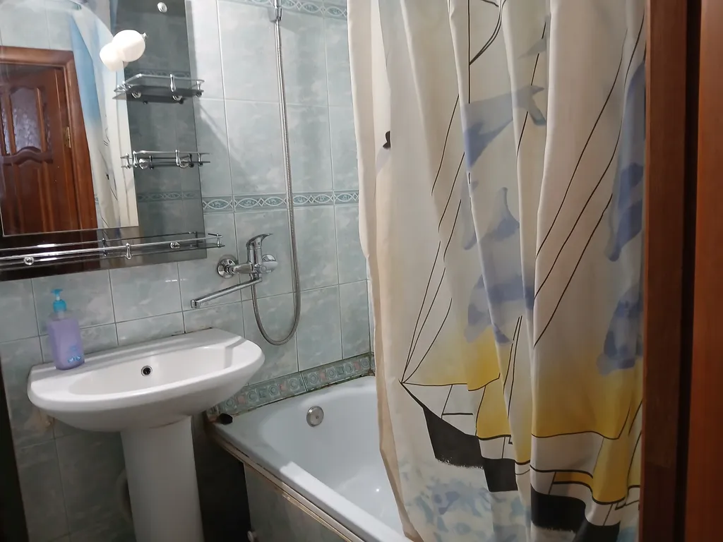 Квартира для командировок у набережной