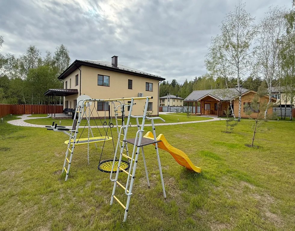 Коттедж Новый уютный дом с баней у леса — аренда посуточно в Бисерово