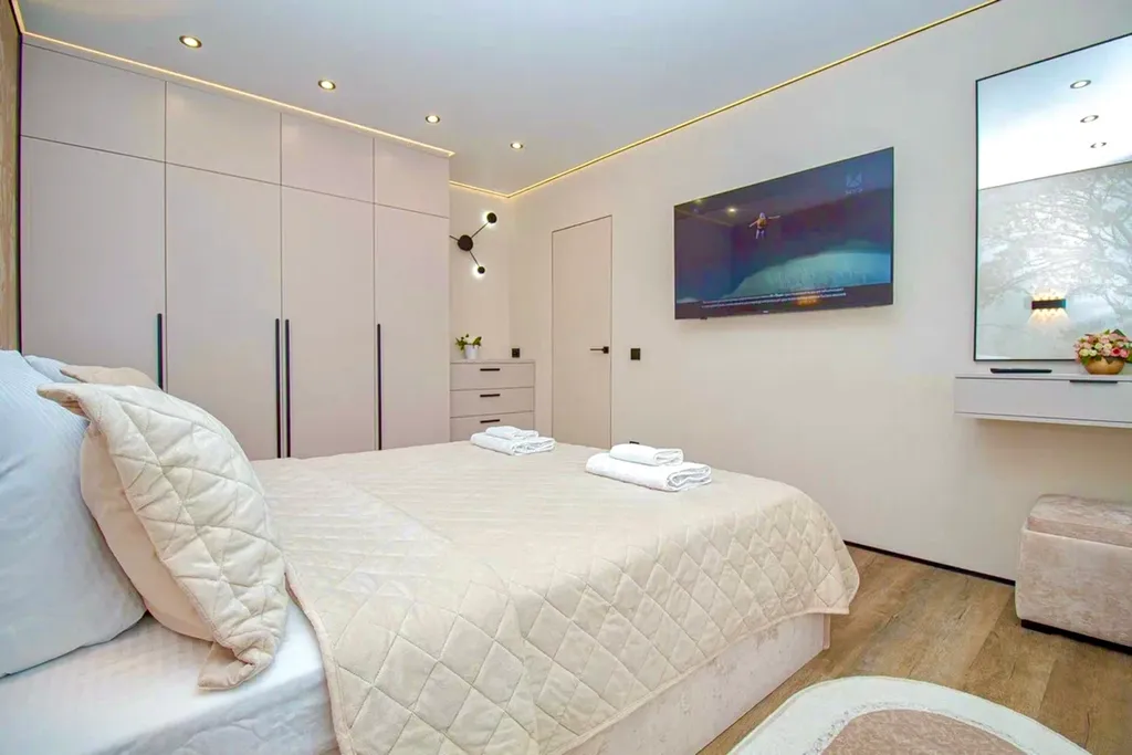 Дизайнерская премиальная двушка в центре Exclusive