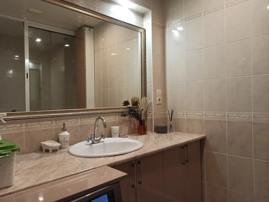 Квартира Классная квартира с потрясающим видом на город и горы, недалеко центр — Владикавказ