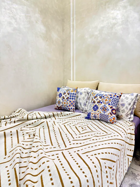 Modern Stroy 40 by Royal rentals