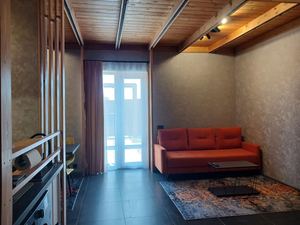 Дом с бассейном