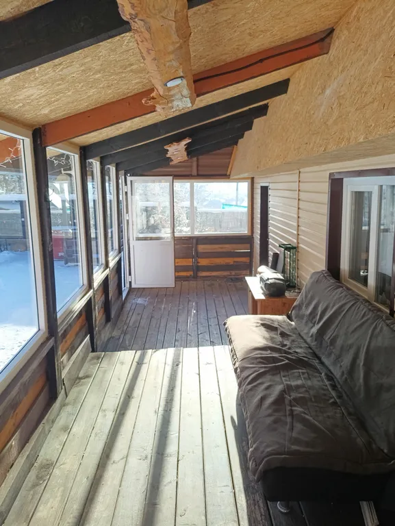 Домик на опушке леса