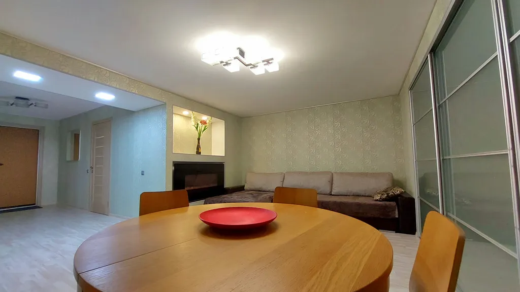 Большая уютная квартира с видом на море