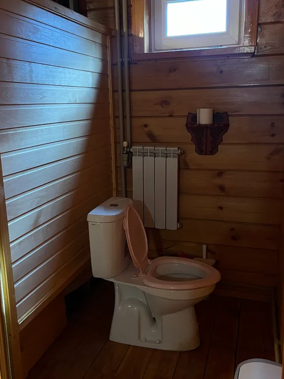 Уютный дом-баня из клеёного бруса, с двумя бассейнами