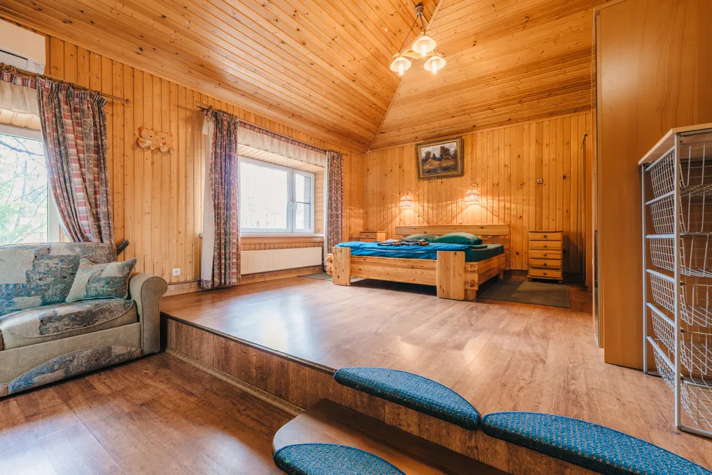 Дом в лесу в русском стиле