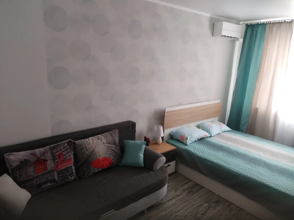 Отличная квартира около набережной