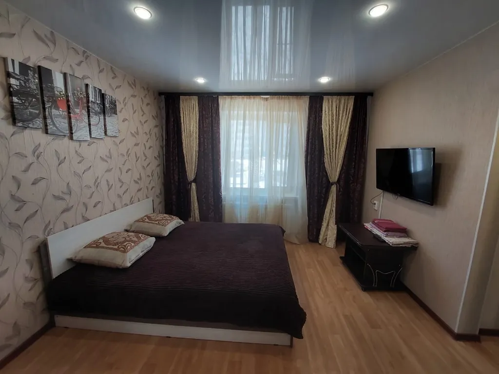 Чистая уютная квартира — аренда посуточно в Усинск