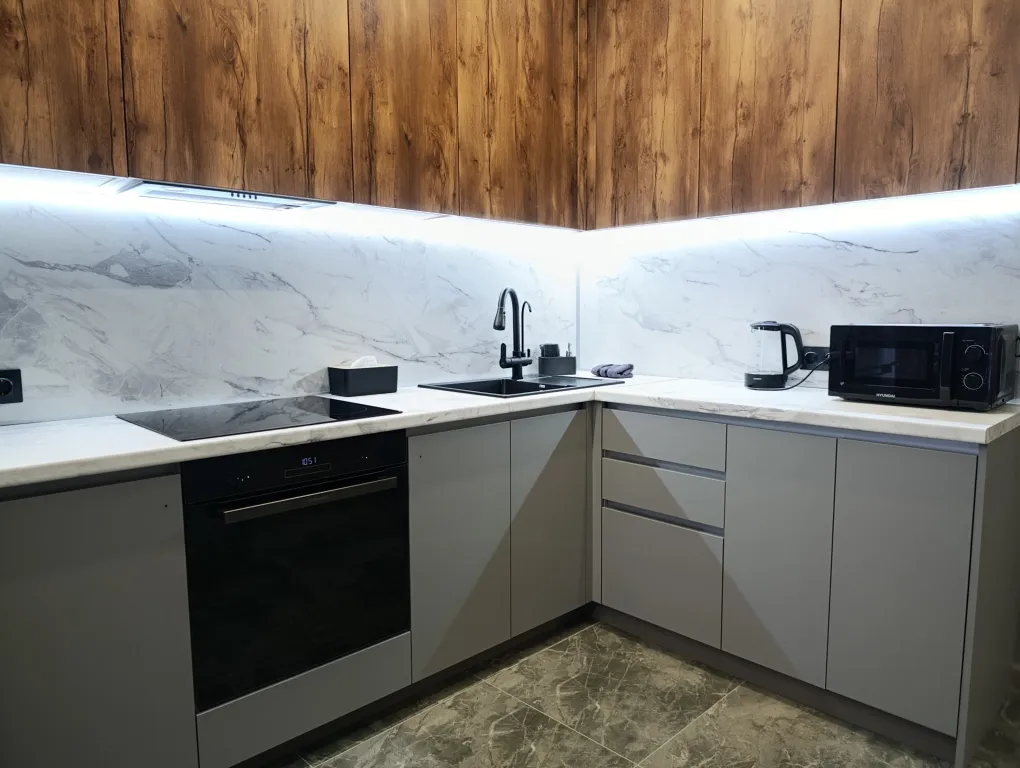 Стильные апартаменты в тихoм цeнтрe Пepми