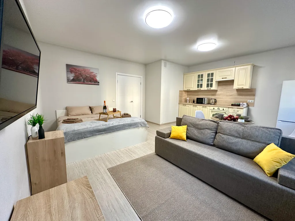 Студия с кроватью и дизайнерким ремонтом