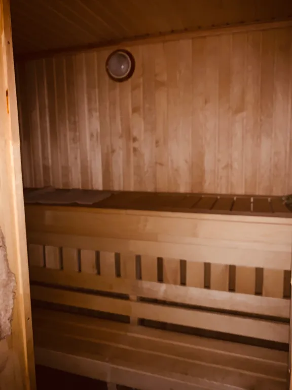 Дом с баней и с видом на Волгу