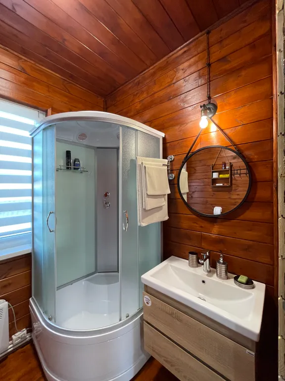 Уютный дом в лесном массиве