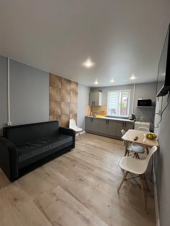 Уютный дом с бассейном