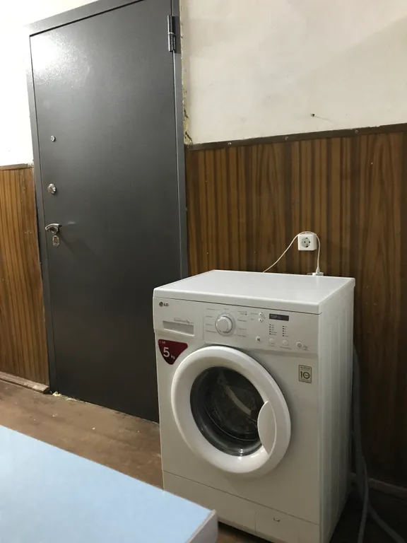 Комната в общежитии секционного типа в центре города