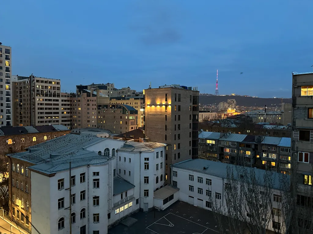 Уютная двухкомнатная квартира в центре города