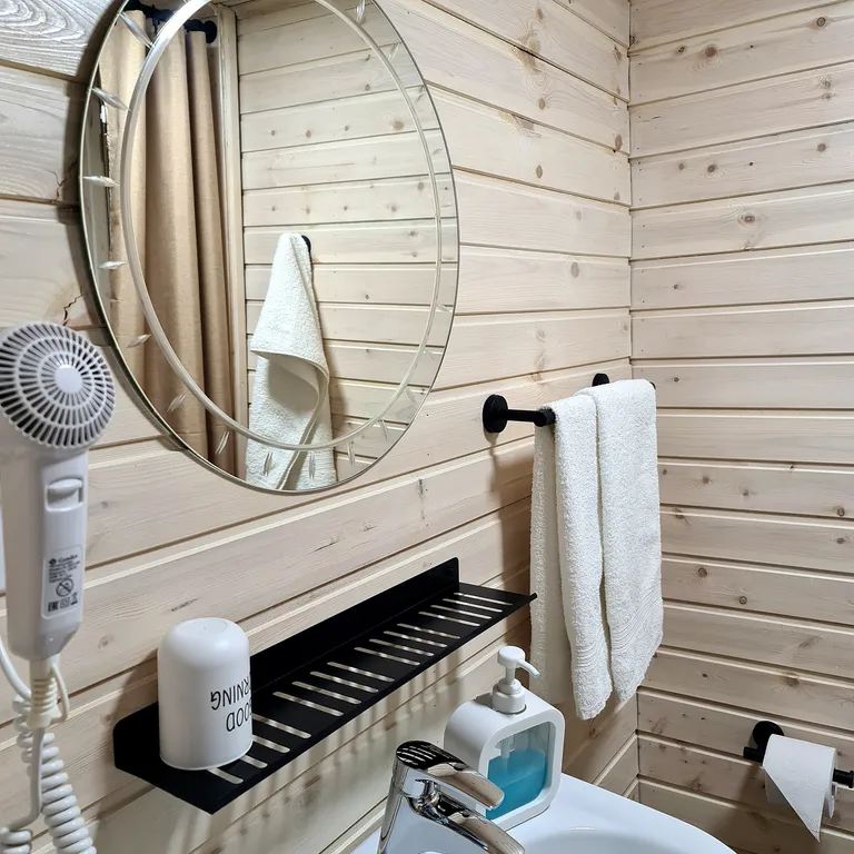 Дом на семи прудах