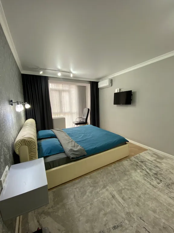 Двухэтажная квартира на набережной реки Есиль — аренда посуточно в Астана (Нур-Султан)