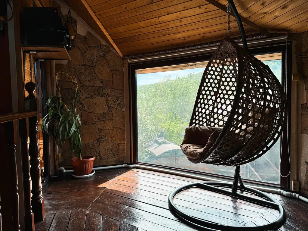 Коттедж у реки с баней