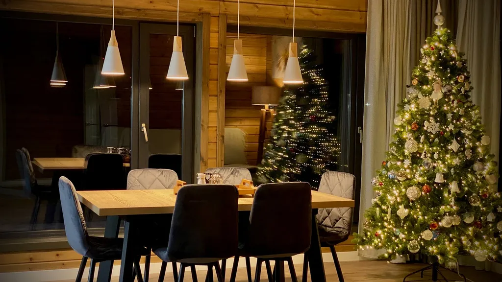 Дом на берегу озера