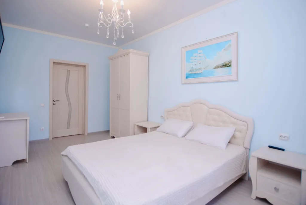 Квартира 2-комнатная Квартира — Адлер